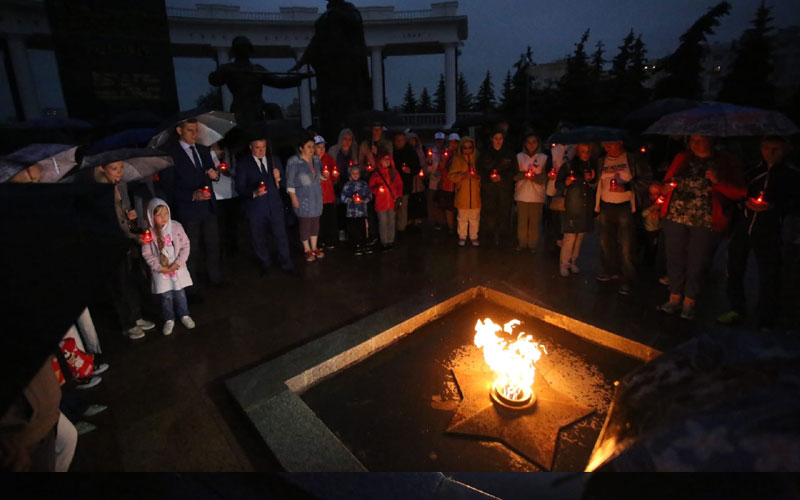 В Саранске в память о погибших в годы войны зажгли Свечи памяти